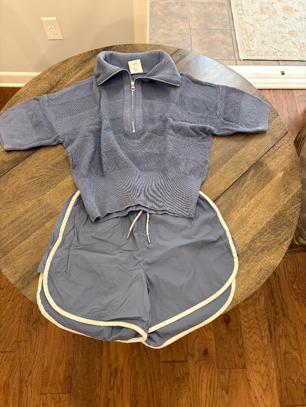 Varley Matching Coordinated Set Top and Shorts XS Color is Stone Blue